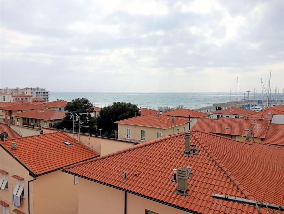 Appartamento A 50 Mt Dal Mare Rosignano Solvay Exteriér fotografie