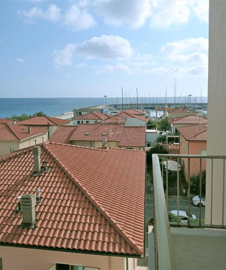 Appartamento A 50 Mt Dal Mare Rosignano Solvay Exteriér fotografie